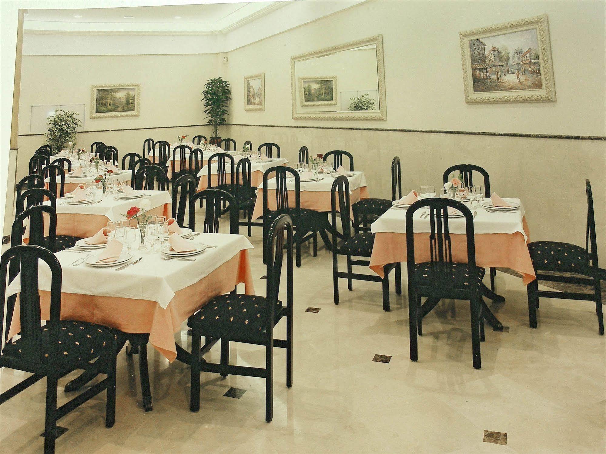 Hotel Ciudad De Fuenlabrada Exterior foto